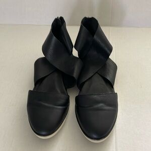 Eileen Fisher black leather shoes 7